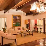 Casa Bernardo